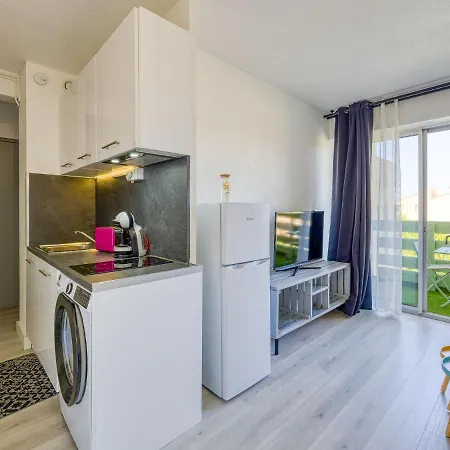 아파트 Les Pins By Interhome *